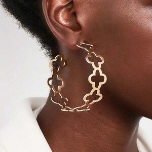 Clover Hoop Earrings